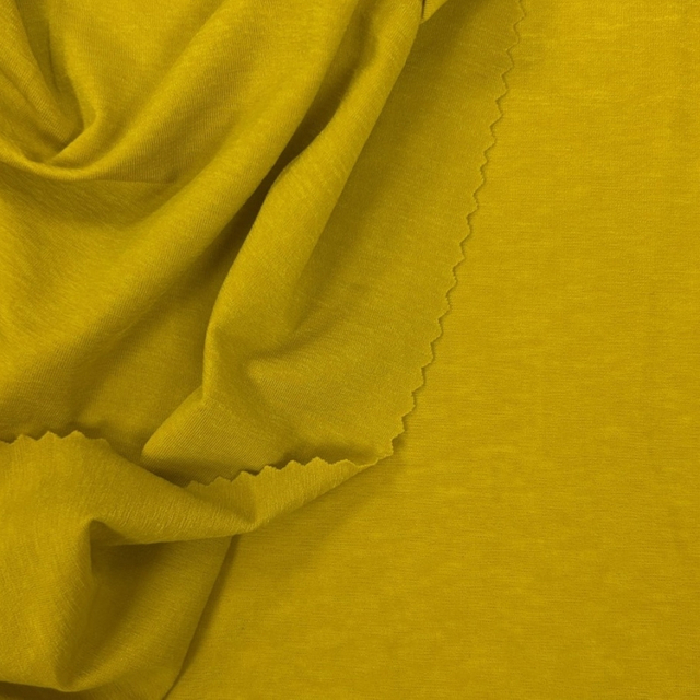 NO.9472 Four-Way Stretch Fabric | Effortless Flex. All-Day Confidence.